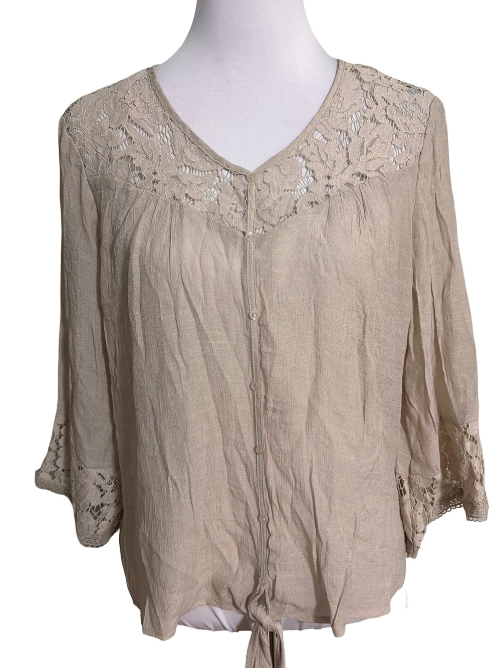 new directions Beige Lace Yoke Button-Front Tie Hem Blouse